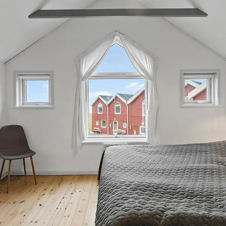 3 Bedroom Gorgeous In Σπίτι διακοπών *